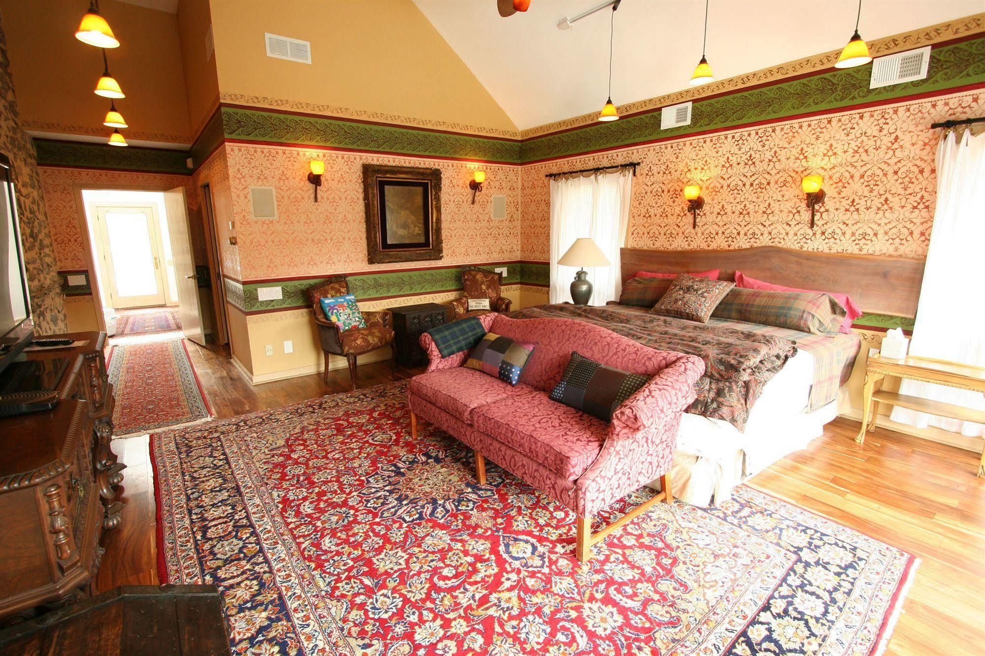 Alpenhof Bed & Breakfast 메디아 외부 사진
