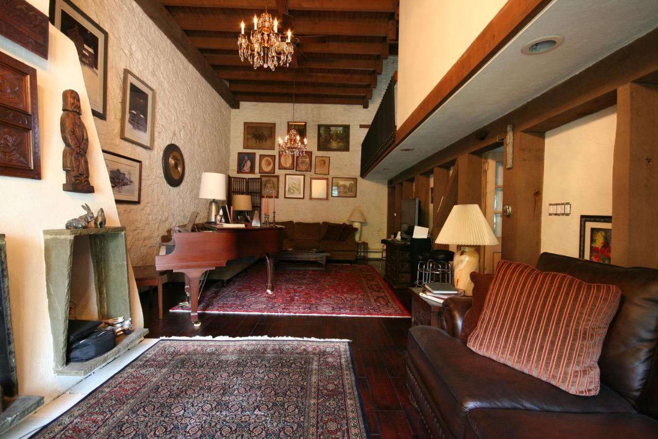 Alpenhof Bed & Breakfast 메디아 외부 사진
